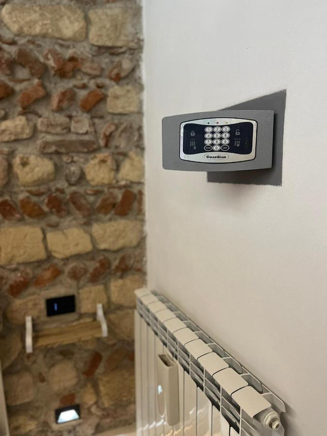 Teodorico Room & Apartment Βερόνα Εξωτερικό φωτογραφία
