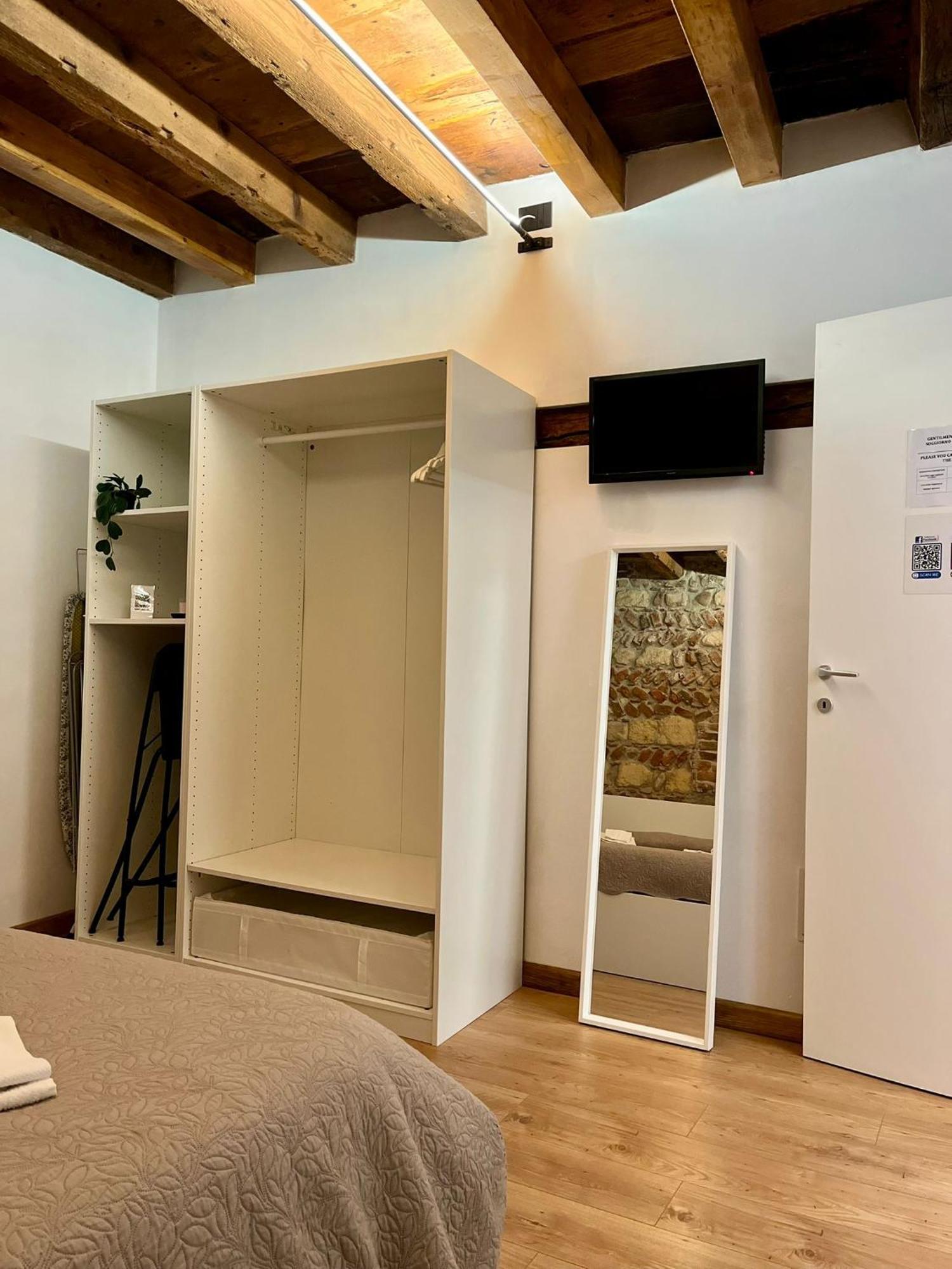 Teodorico Room & Apartment Βερόνα Εξωτερικό φωτογραφία
